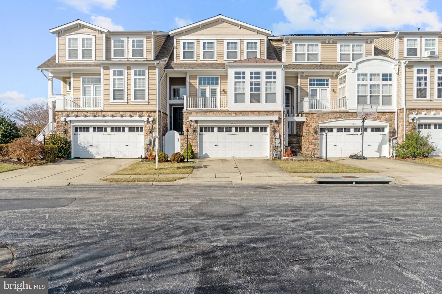8803 Mirror Lake Way