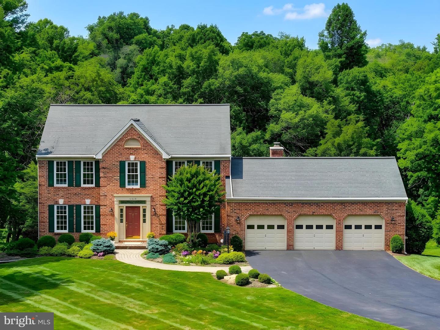 12806 Forestview Court