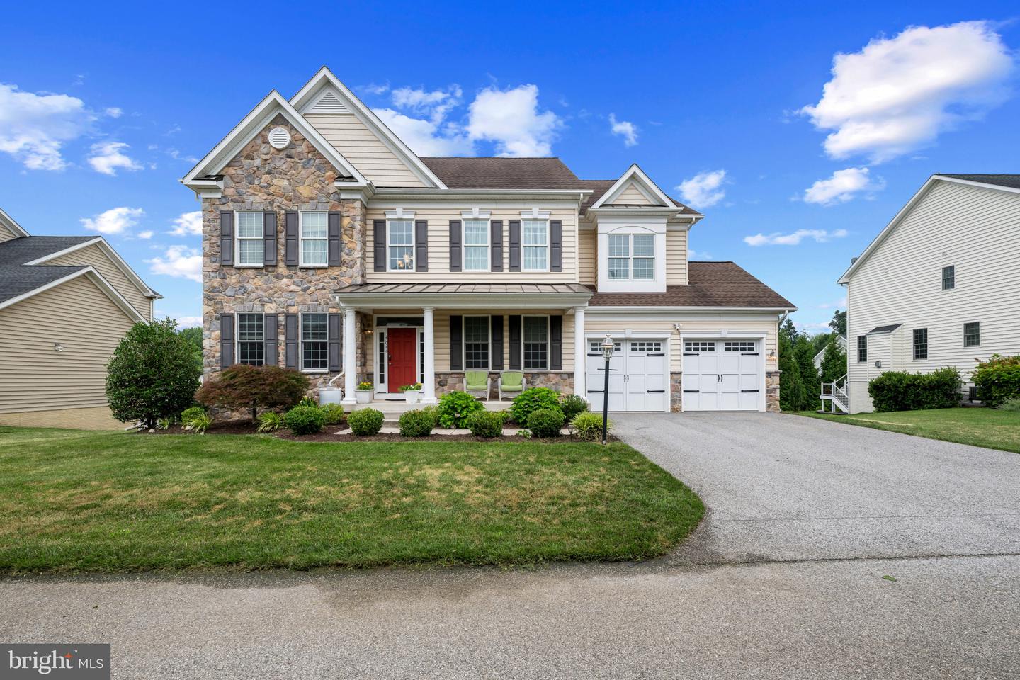 5066 Winesap Way
