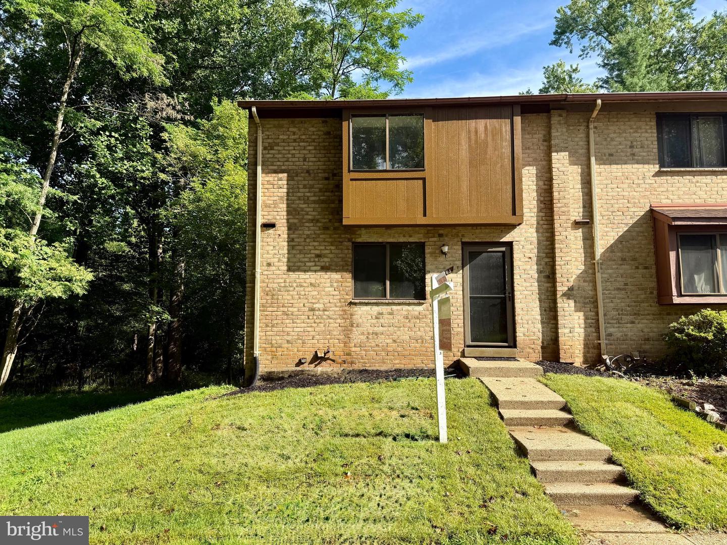 7363 Hickory Log Circle