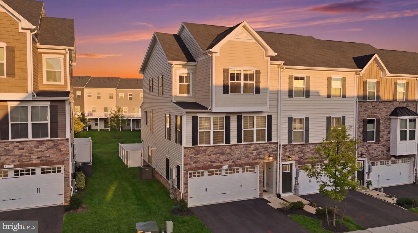 8115 Primrose Lane