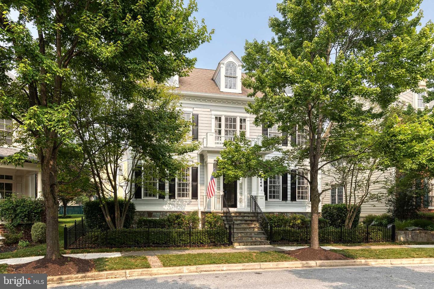 7644 President Street