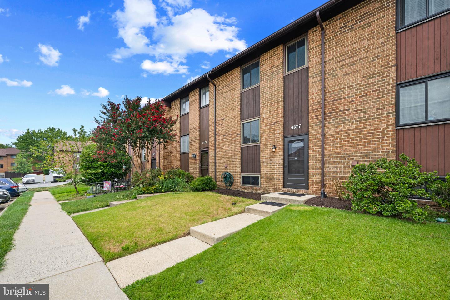 5877 Critter Court #7-04