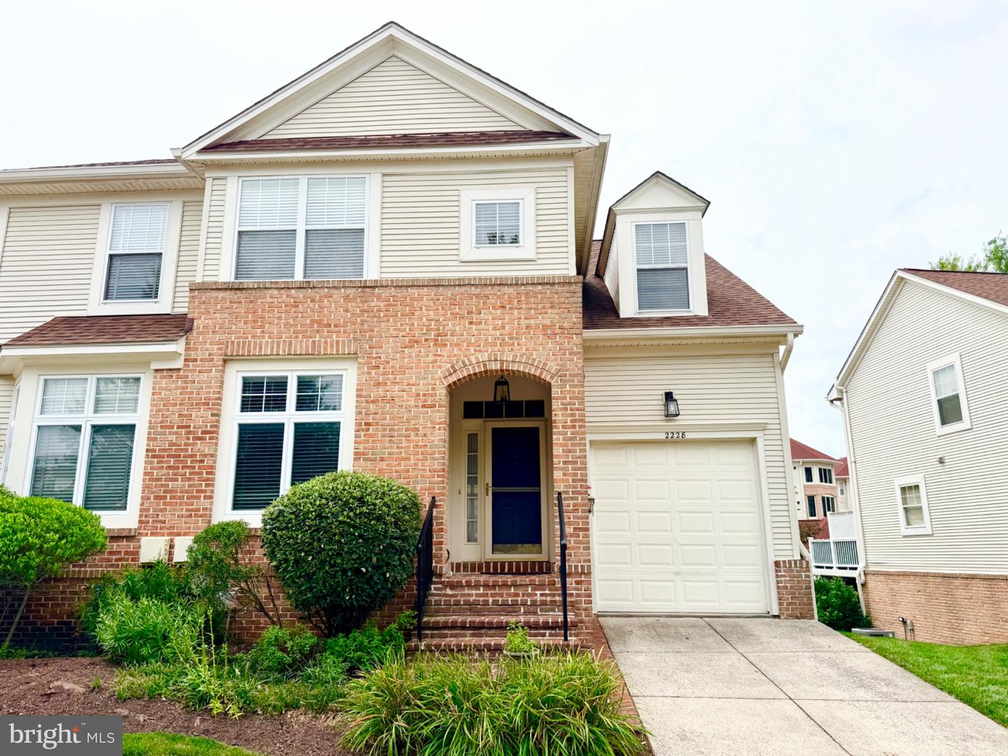 2228 Merion Pond W #54