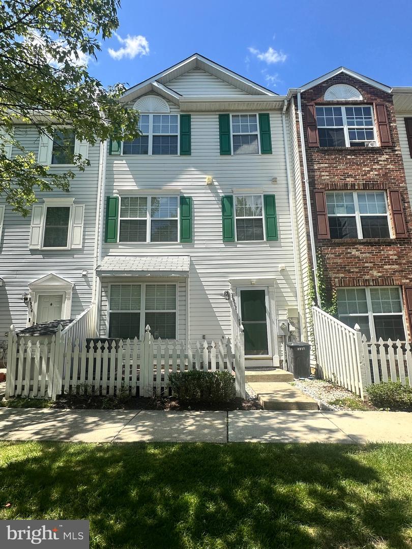 8922 Mallard Court