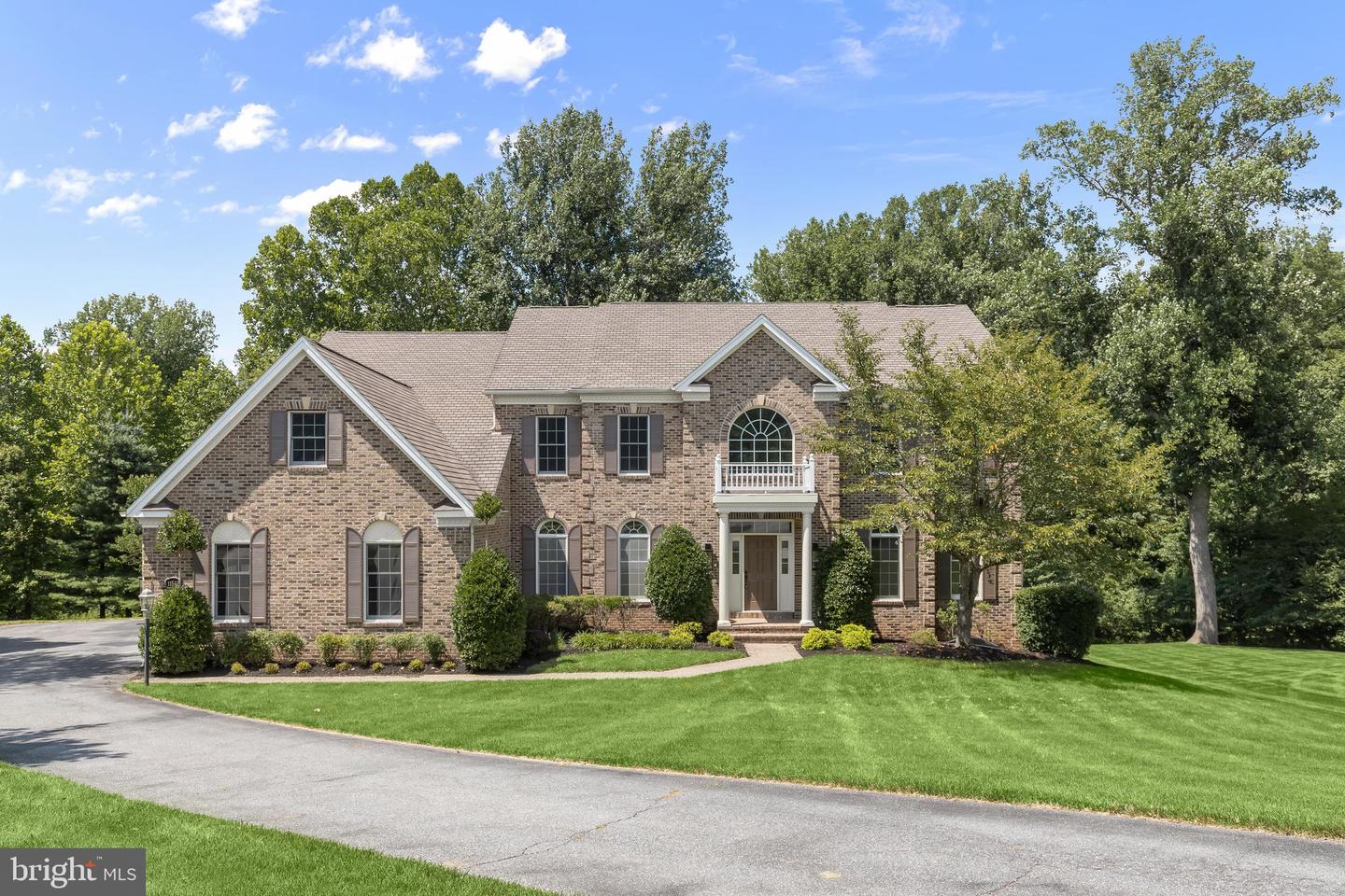 11546 Fox River Drive