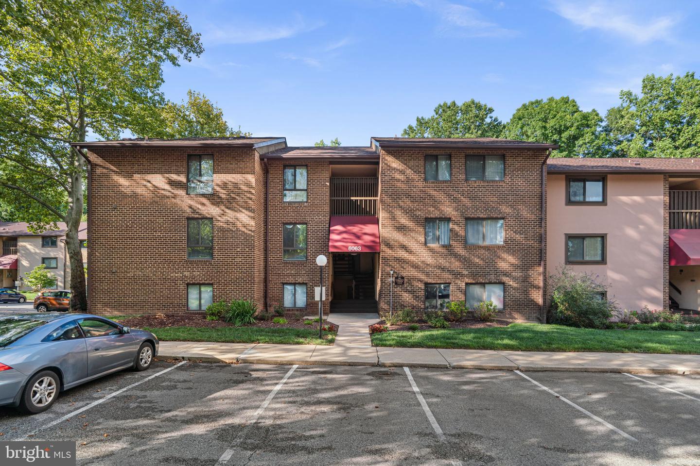 6063 Majors Lane #3