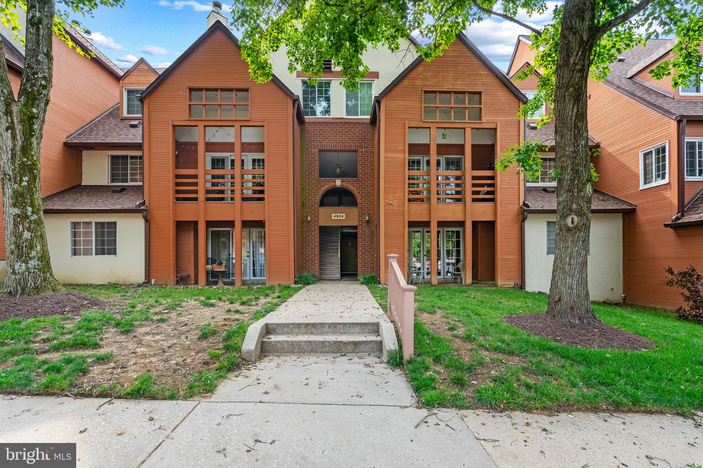 4924 Columbia Road #5