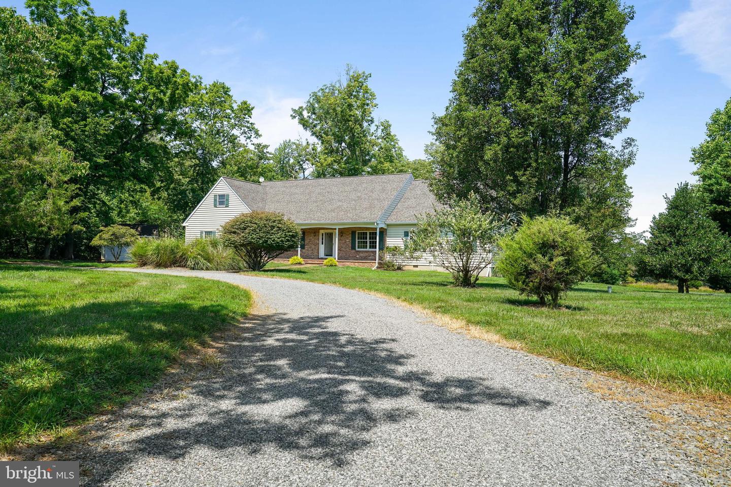 12838 Cliff Drive, Worton