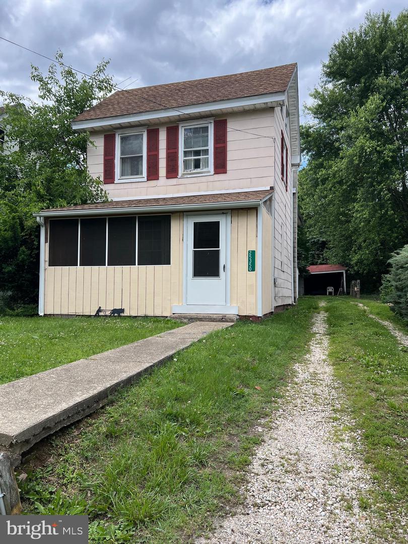 25350 Worton Lynch Road, Worton