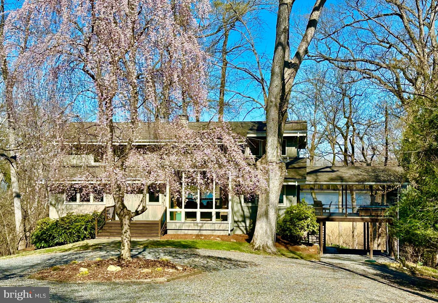 24241 Drayton Landing Drive, Worton