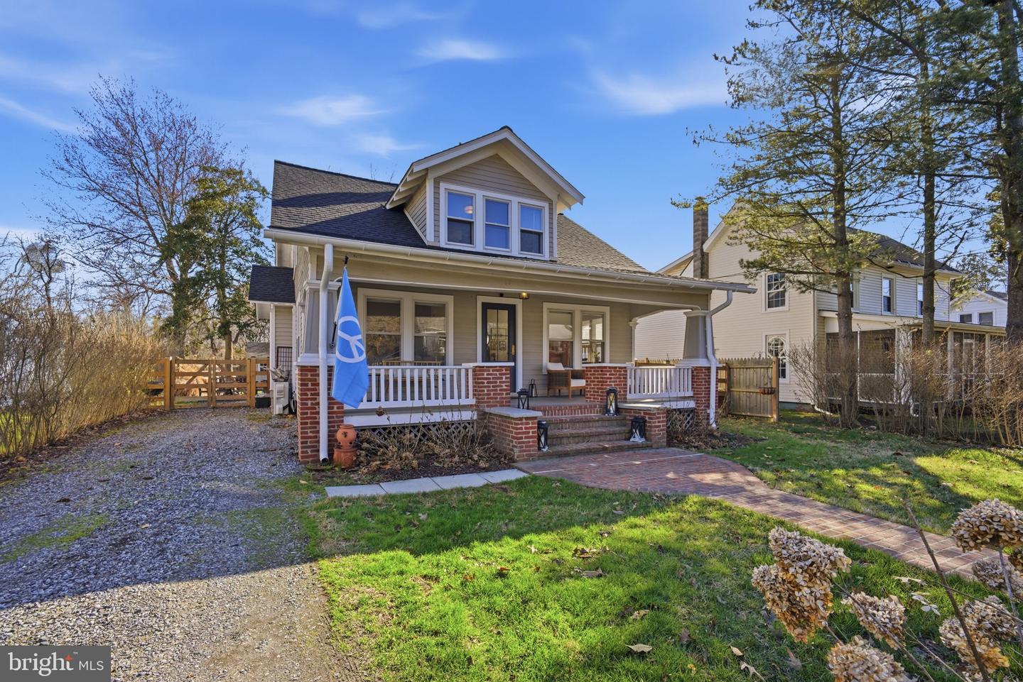 21235 Rock Hall Avenue, Rock Hall