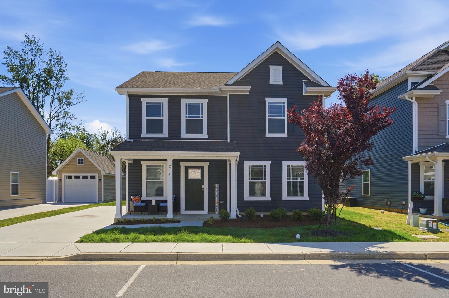 214 Silver Heel Road