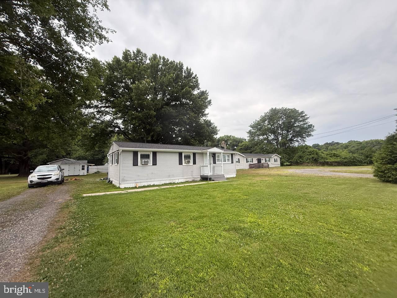 21899 Lovers Lane