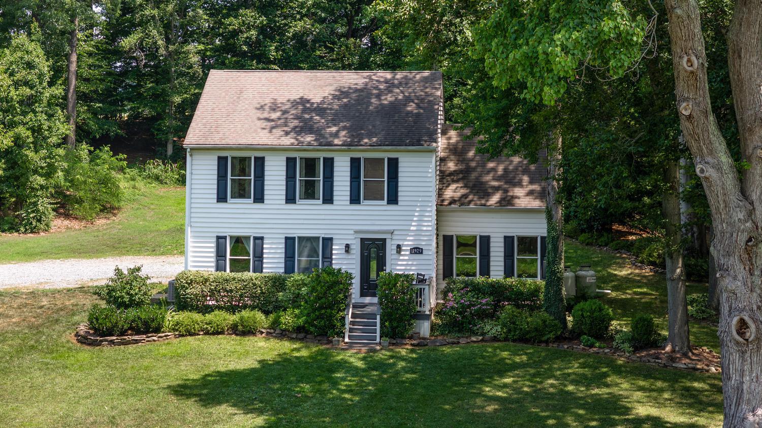 11929 Colly Cove Lane, Worton