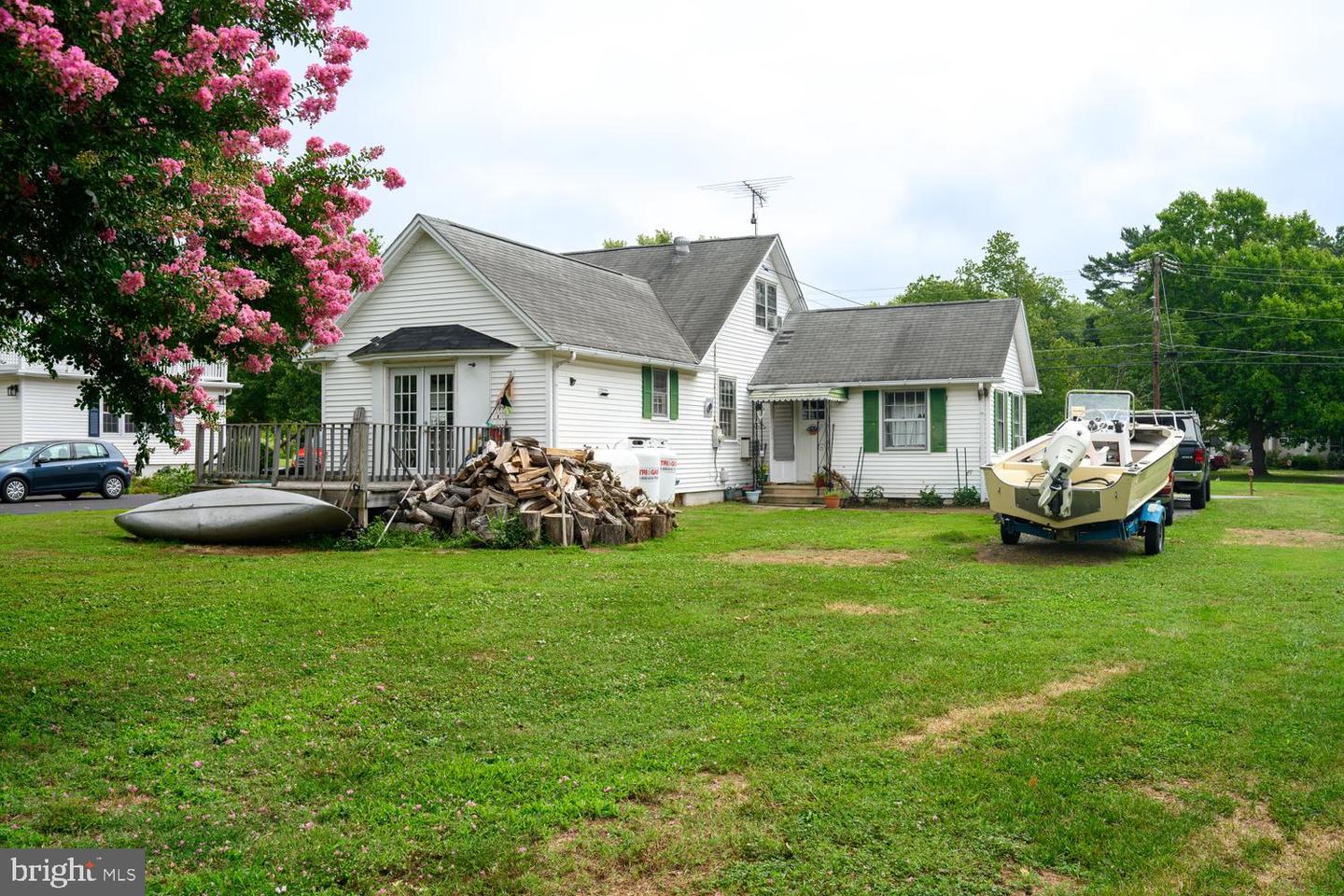 5548 S Main Street