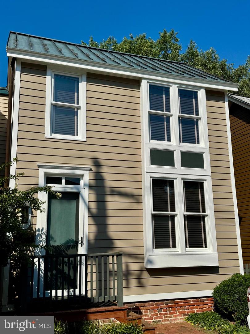 104 Church Alley