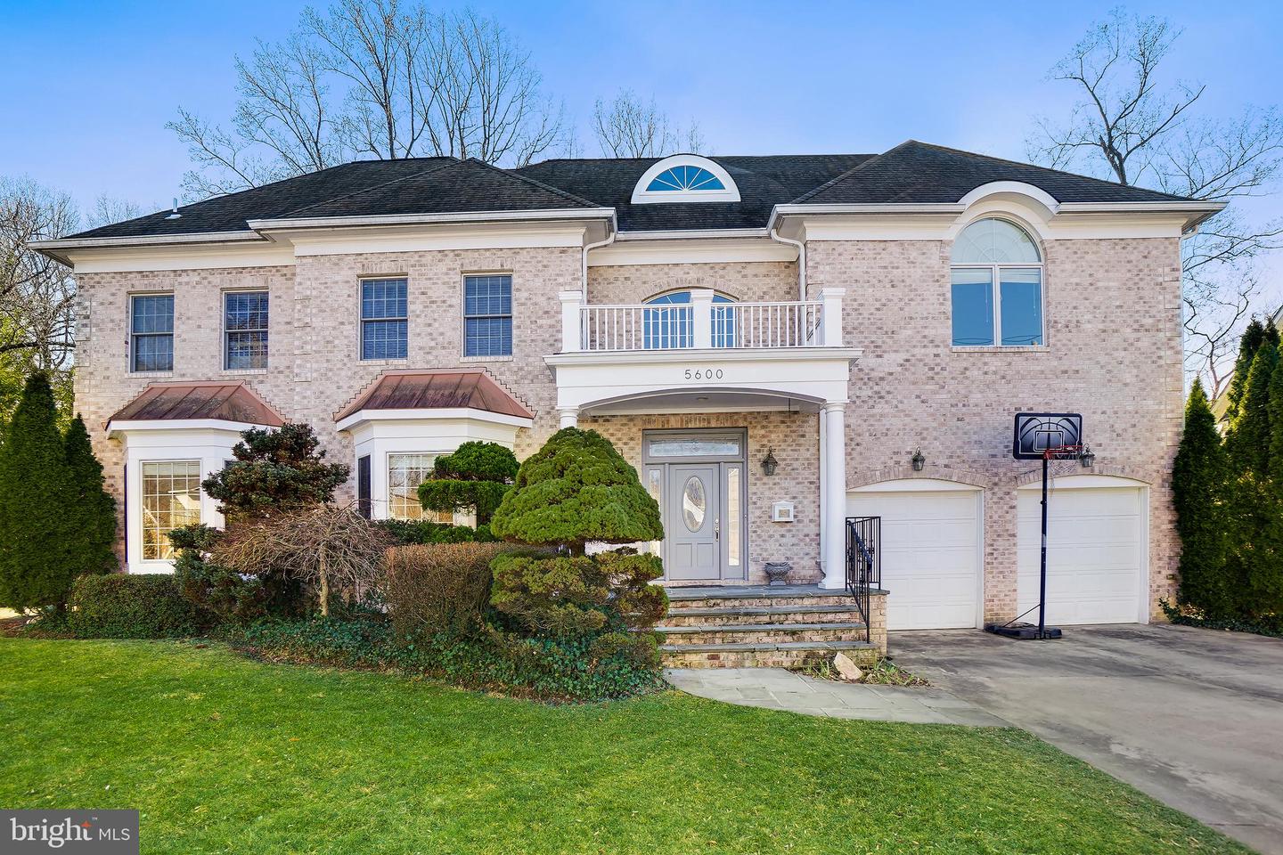 5600 Southwick Street, Bethesda