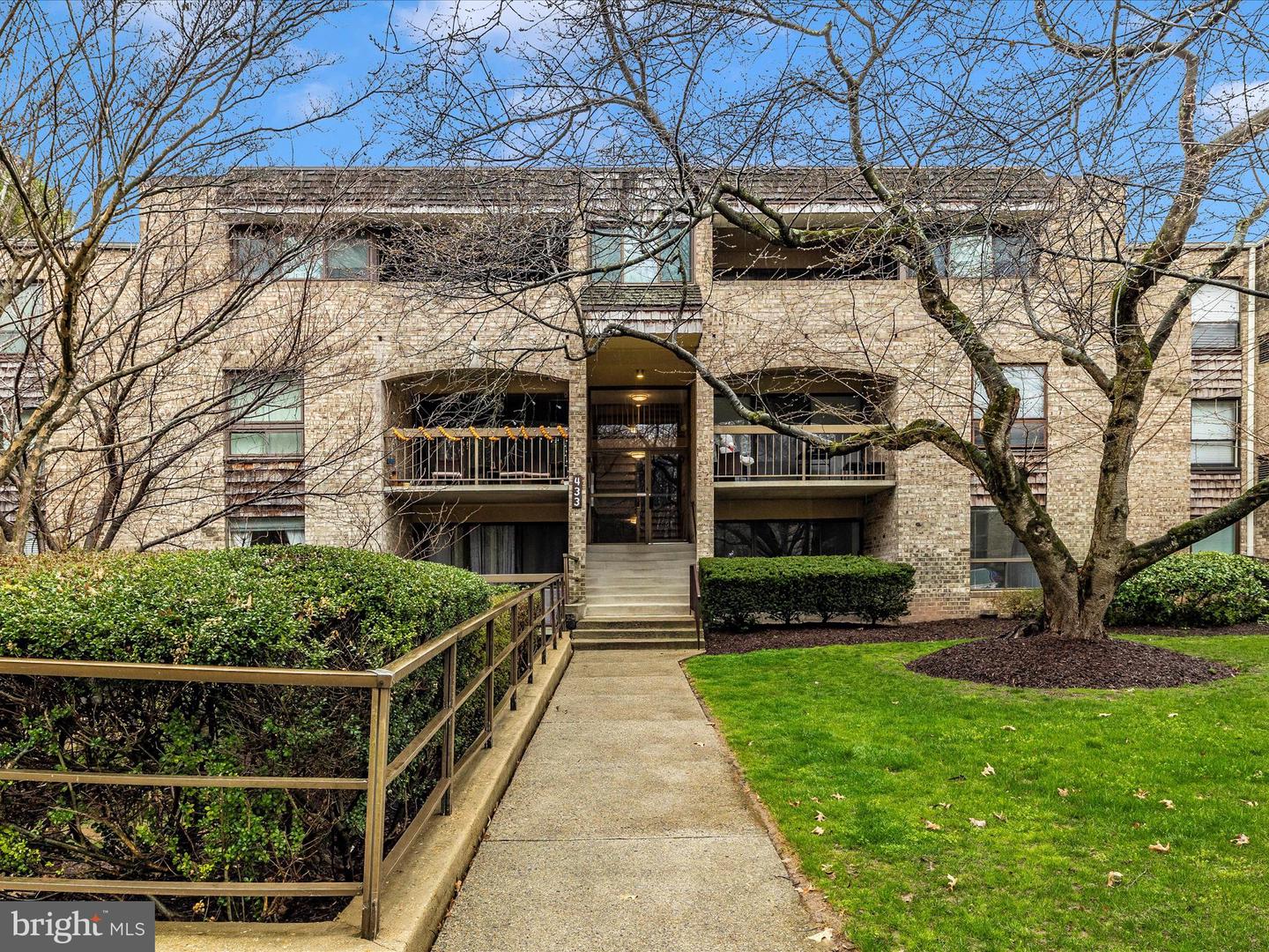 433 Christopher Avenue #91, Gaithersburg