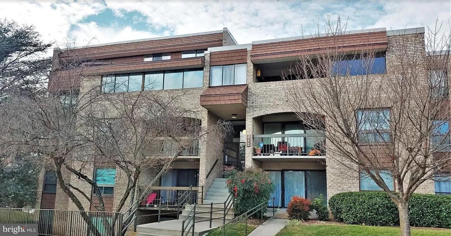 413 Christopher Avenue #98, Gaithersburg