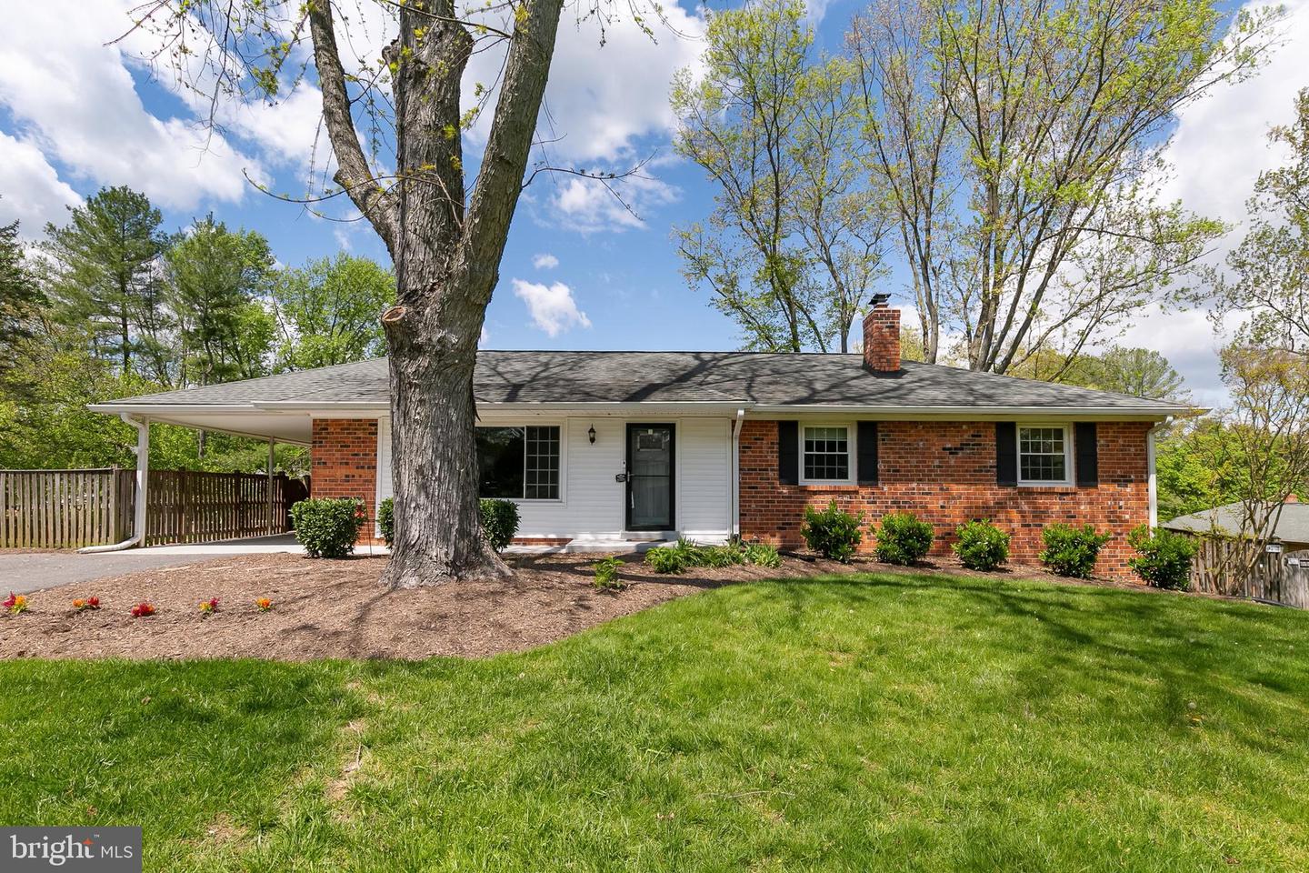 3712 Falling Green Road, Olney