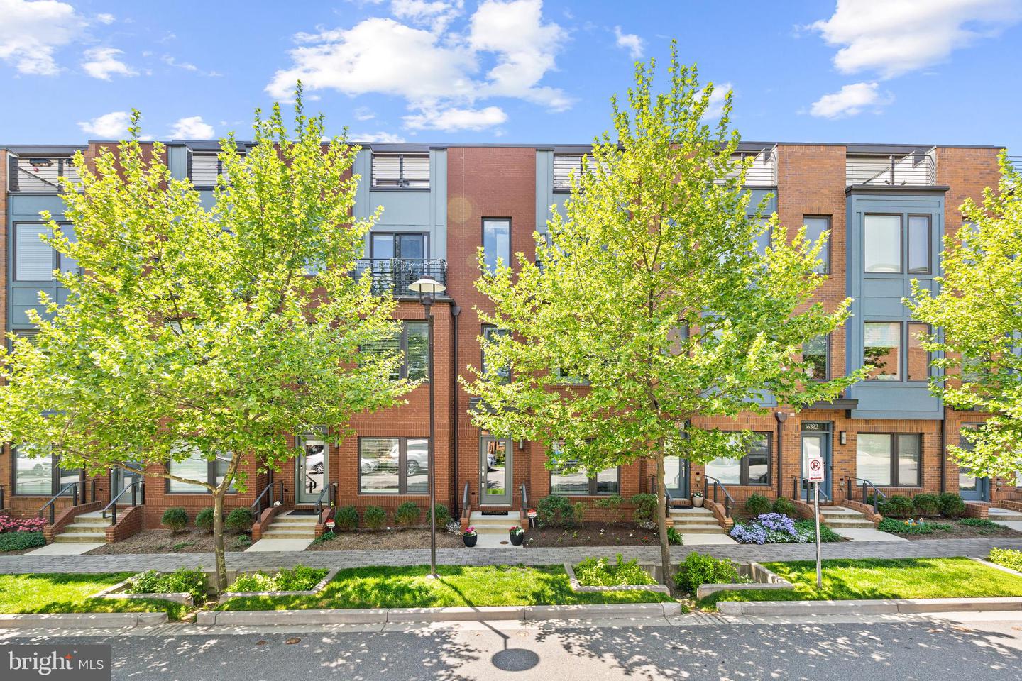 16324 Decker, Rockville