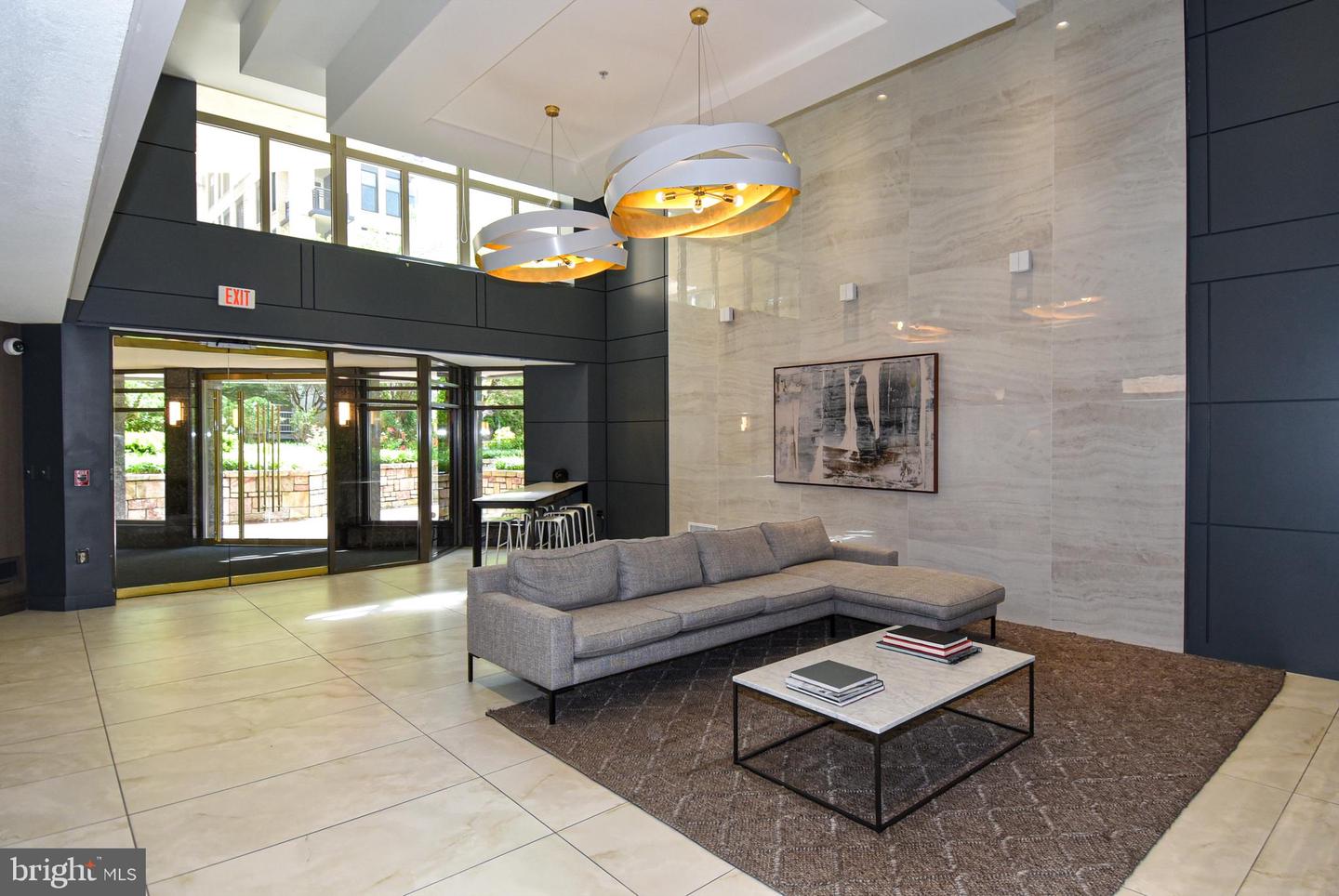 7111 Woodmont Avenue #315, Chevy Chase