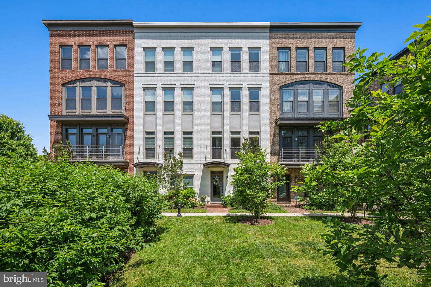 926 King Farm Boulevard, Rockville