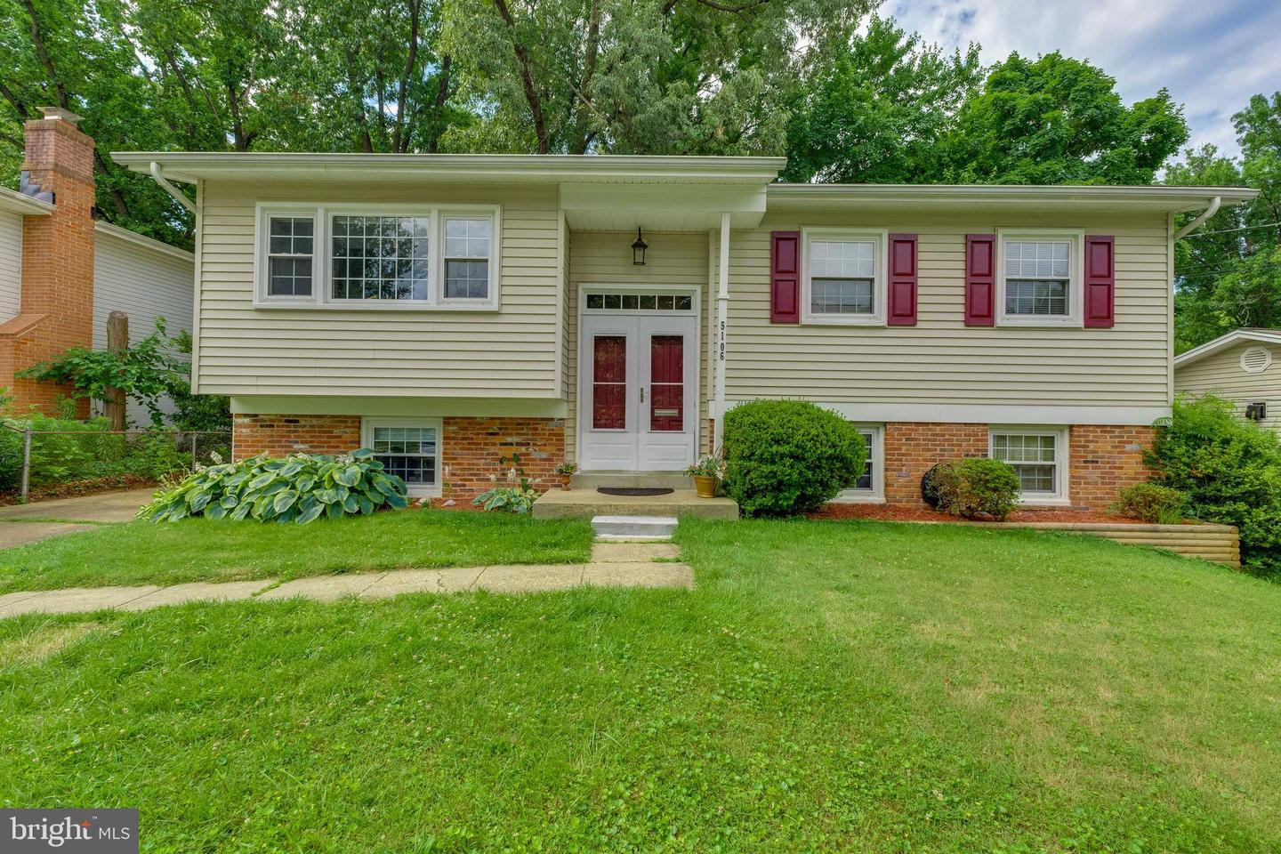 5106 Macon Road, Rockville