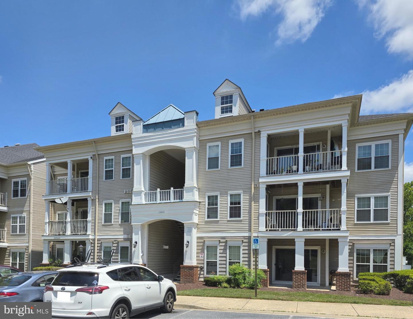13201 Astoria Hill Court #j, Germantown