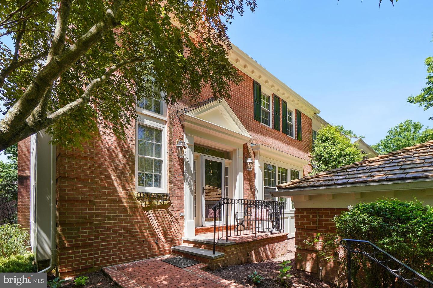 9420 Turnberry Drive, Potomac