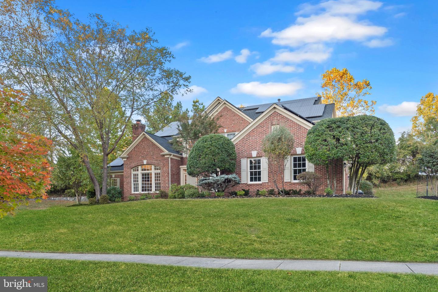 12537 Grey Fox Lane, Potomac