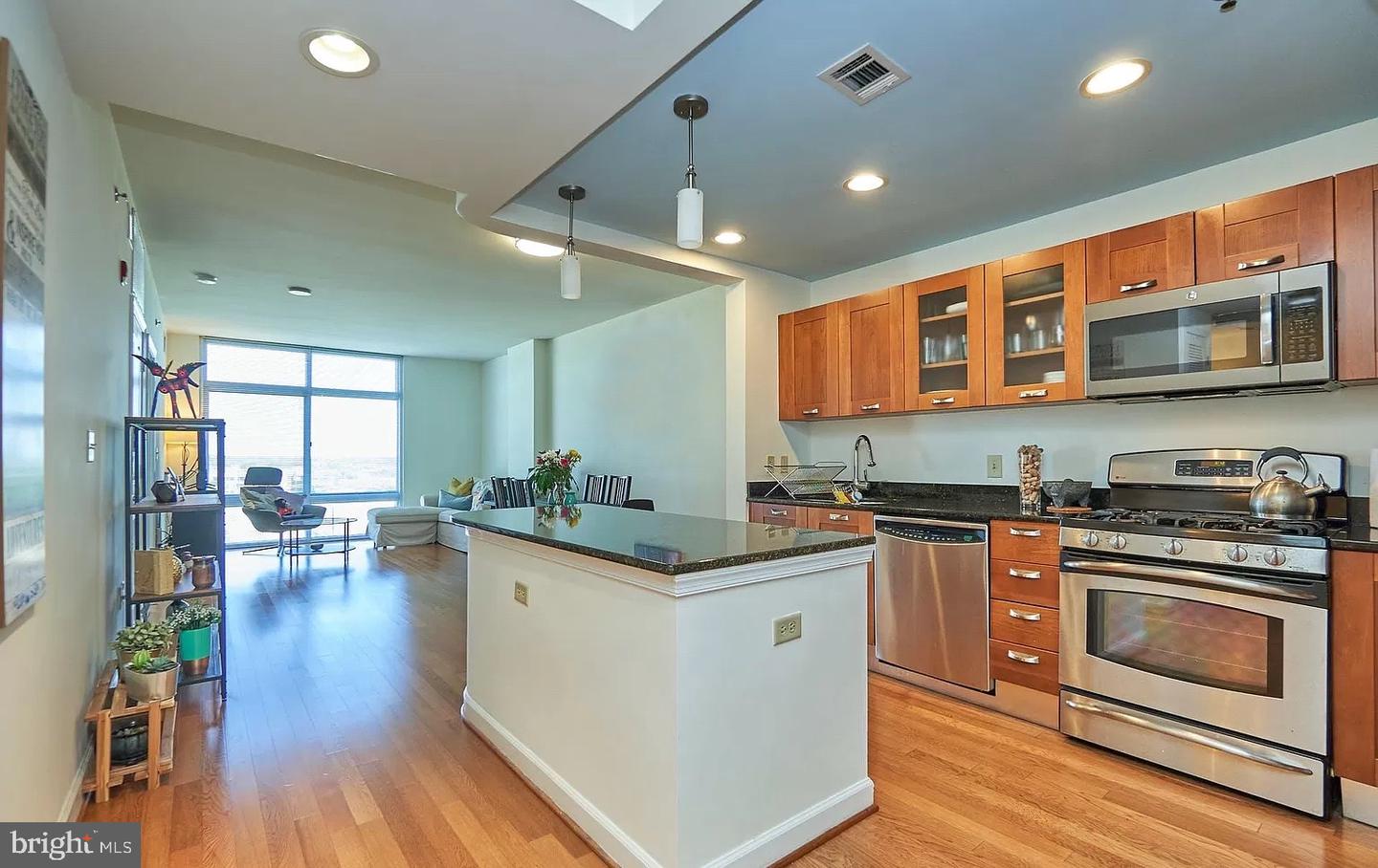 5750 Bou Avenue #916, Rockville