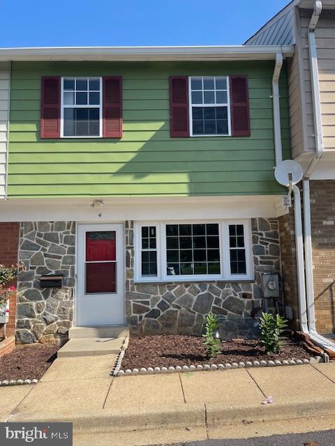 4 Trento Court #4, Gaithersburg