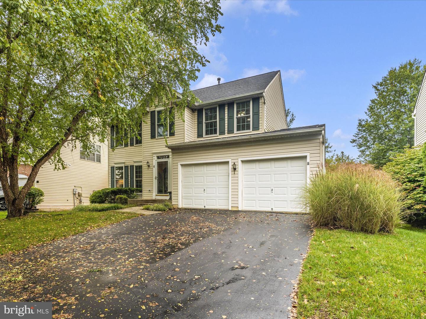 4 Village Green Court, Germantown