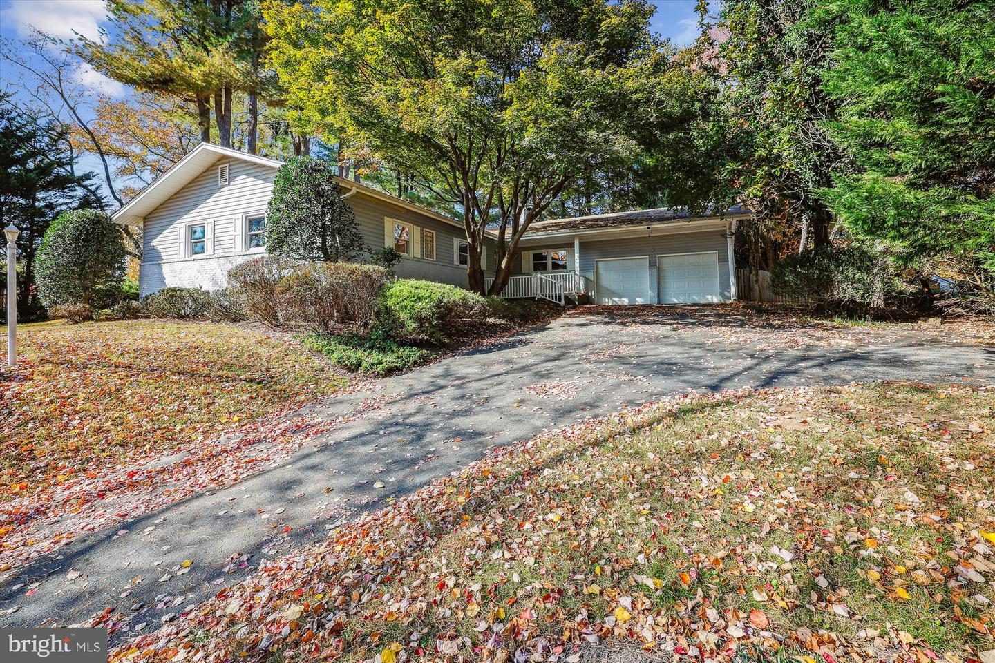 9005 Marseille Drive, Potomac