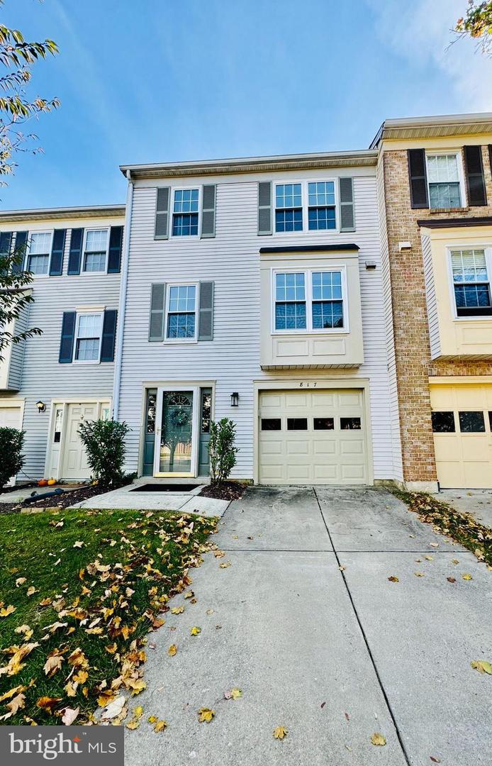 817 Ivy League Lane #20-118, Rockville
