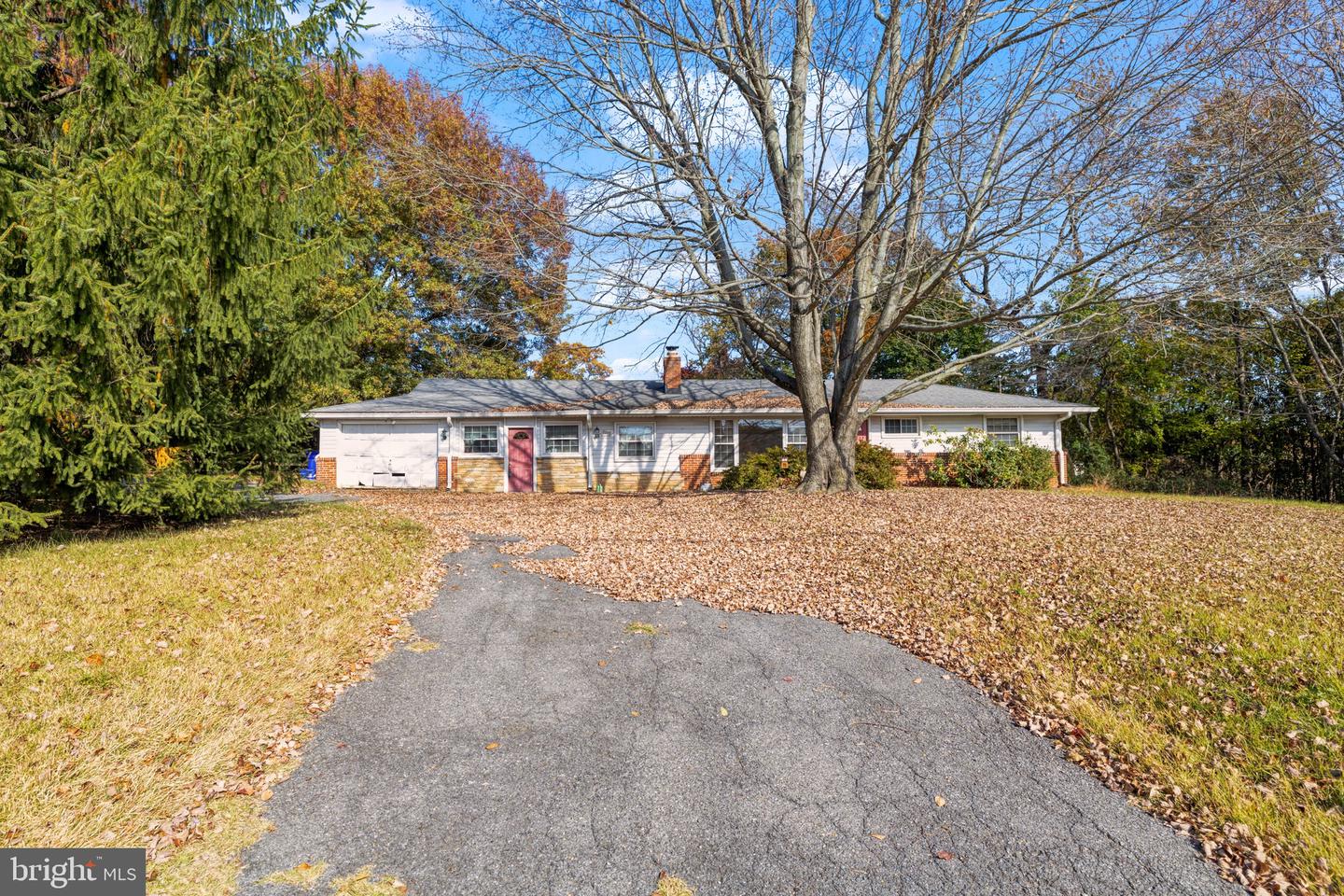 24411 Woodfield Road, Gaithersburg