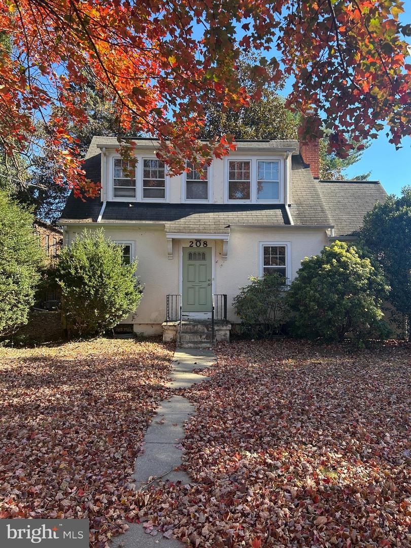 208 Monroe Street, Rockville