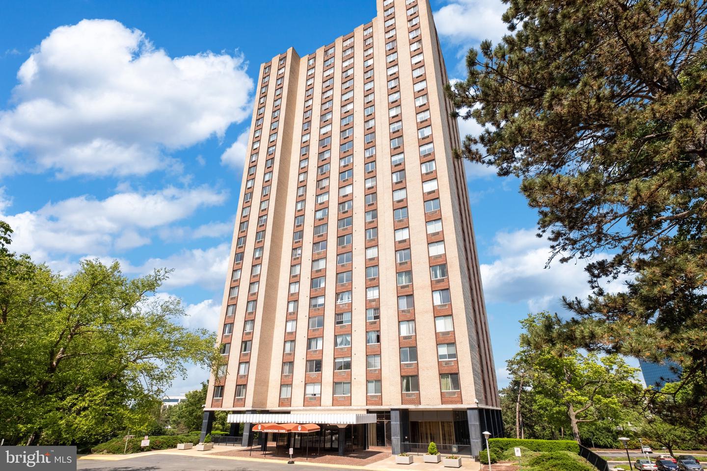 9701 Fields Road #1207, Gaithersburg
