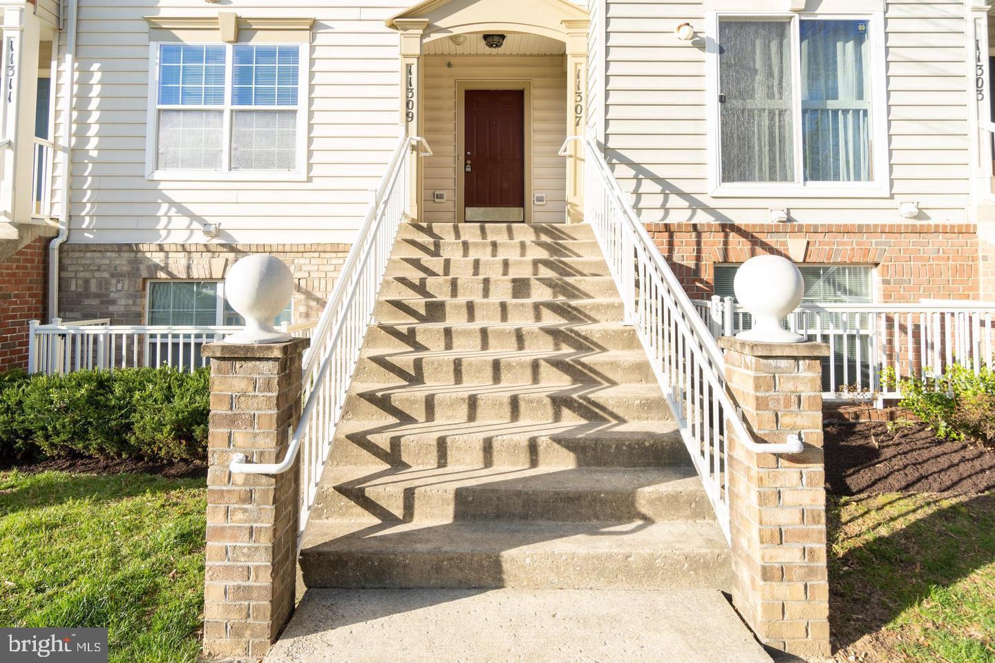 11307 King George Drive #10, Wheaton