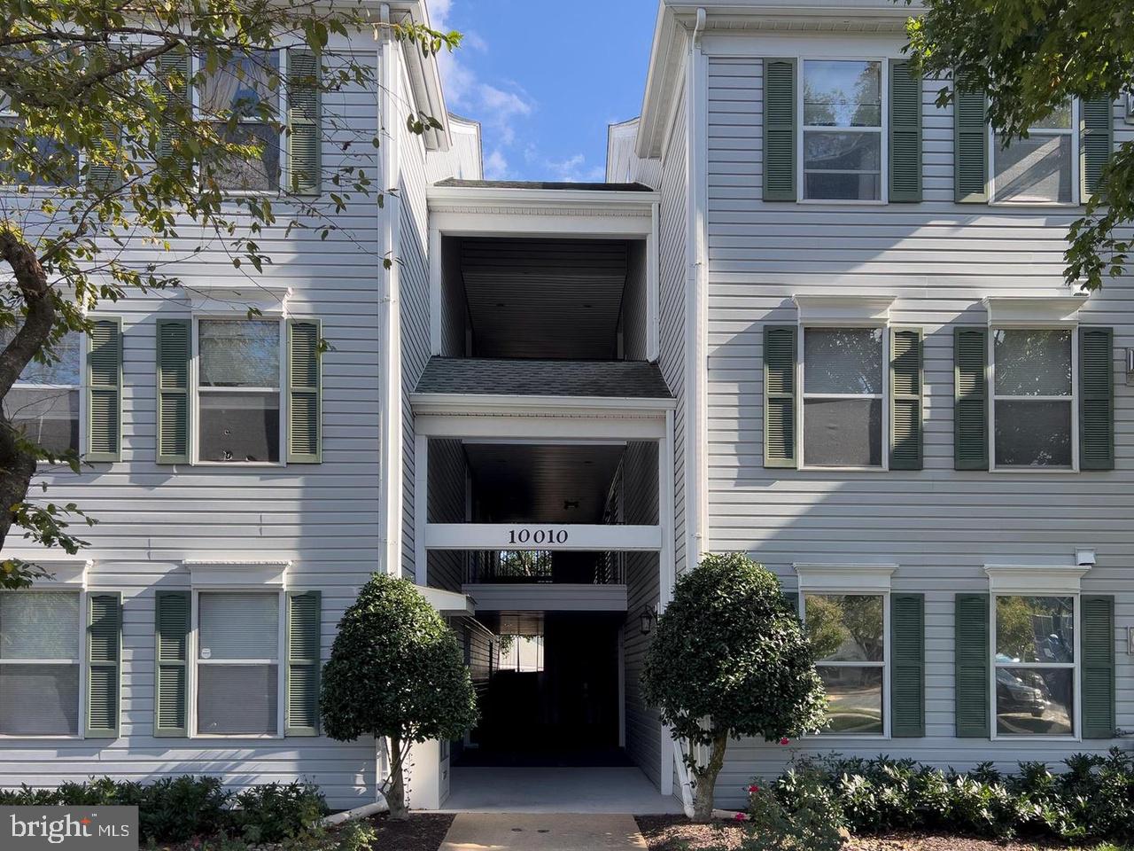 10010 Vanderbilt Circle #4-9, Rockville