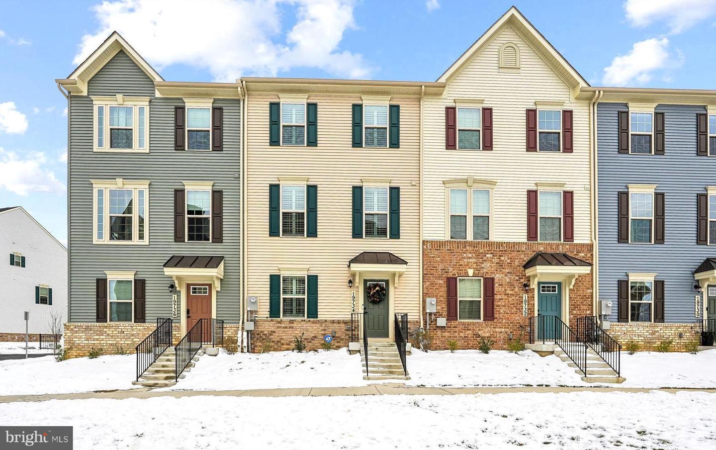 19734 Preservation Mews, Montgomery Village