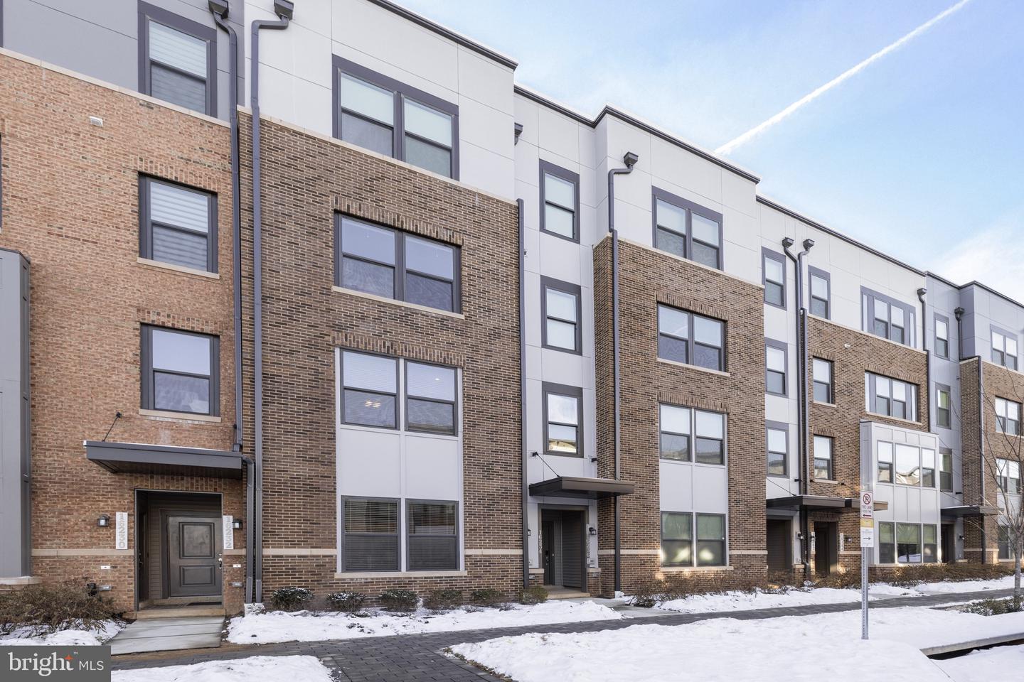 16234 Connors Way #47, Rockville