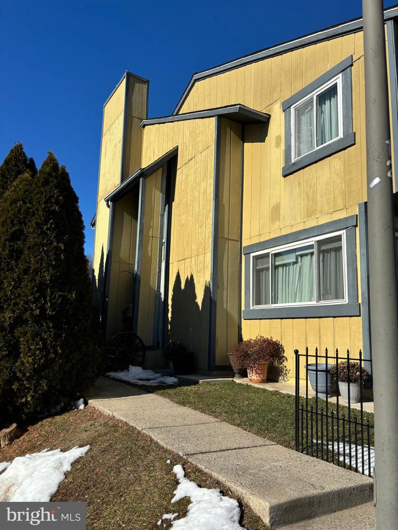 18462 Stone Hollow Drive, Germantown