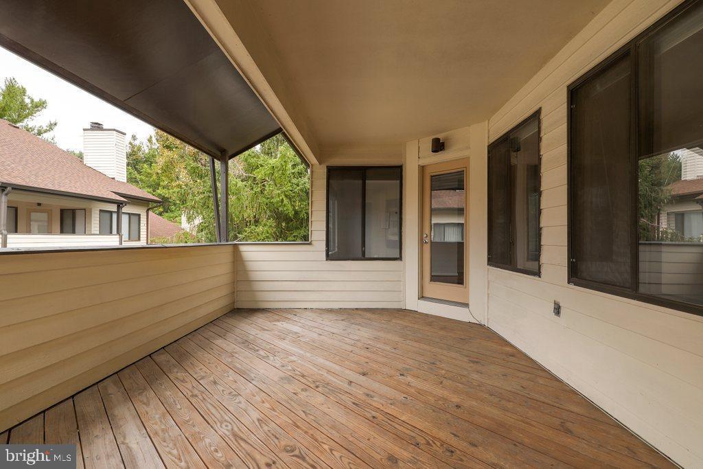 9878 Hellingly Place #115, Montgomery Village