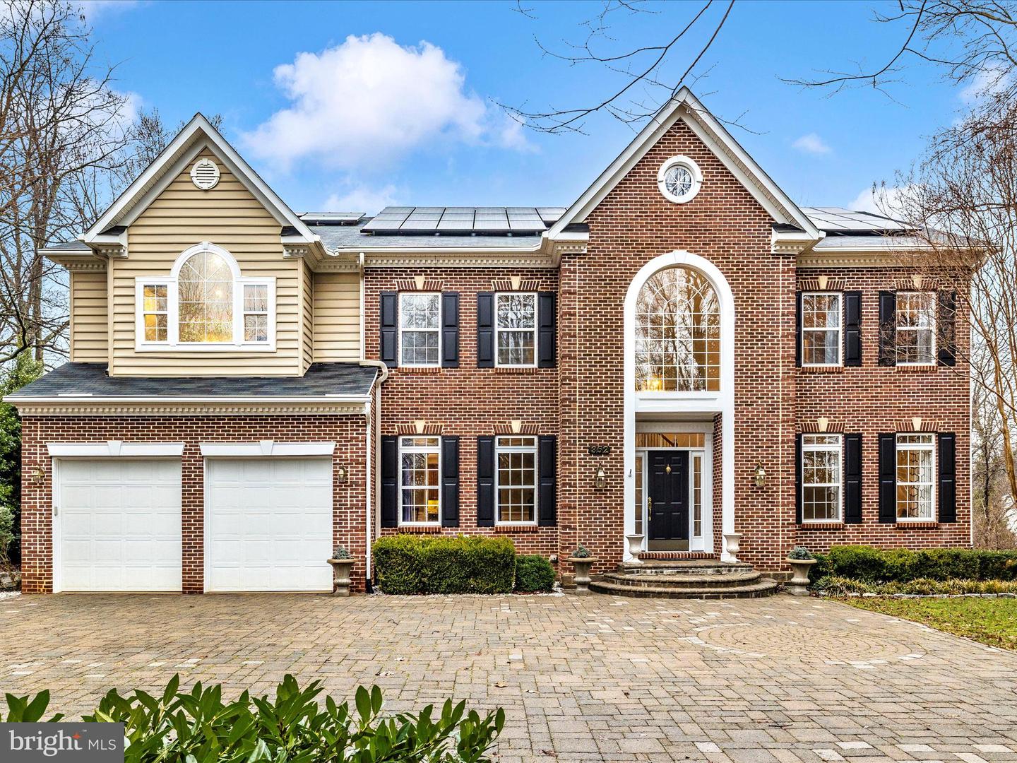 352 Ridge Road, Washington Grove