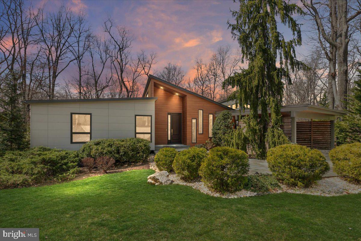 11136 Powder Horn Drive, Potomac