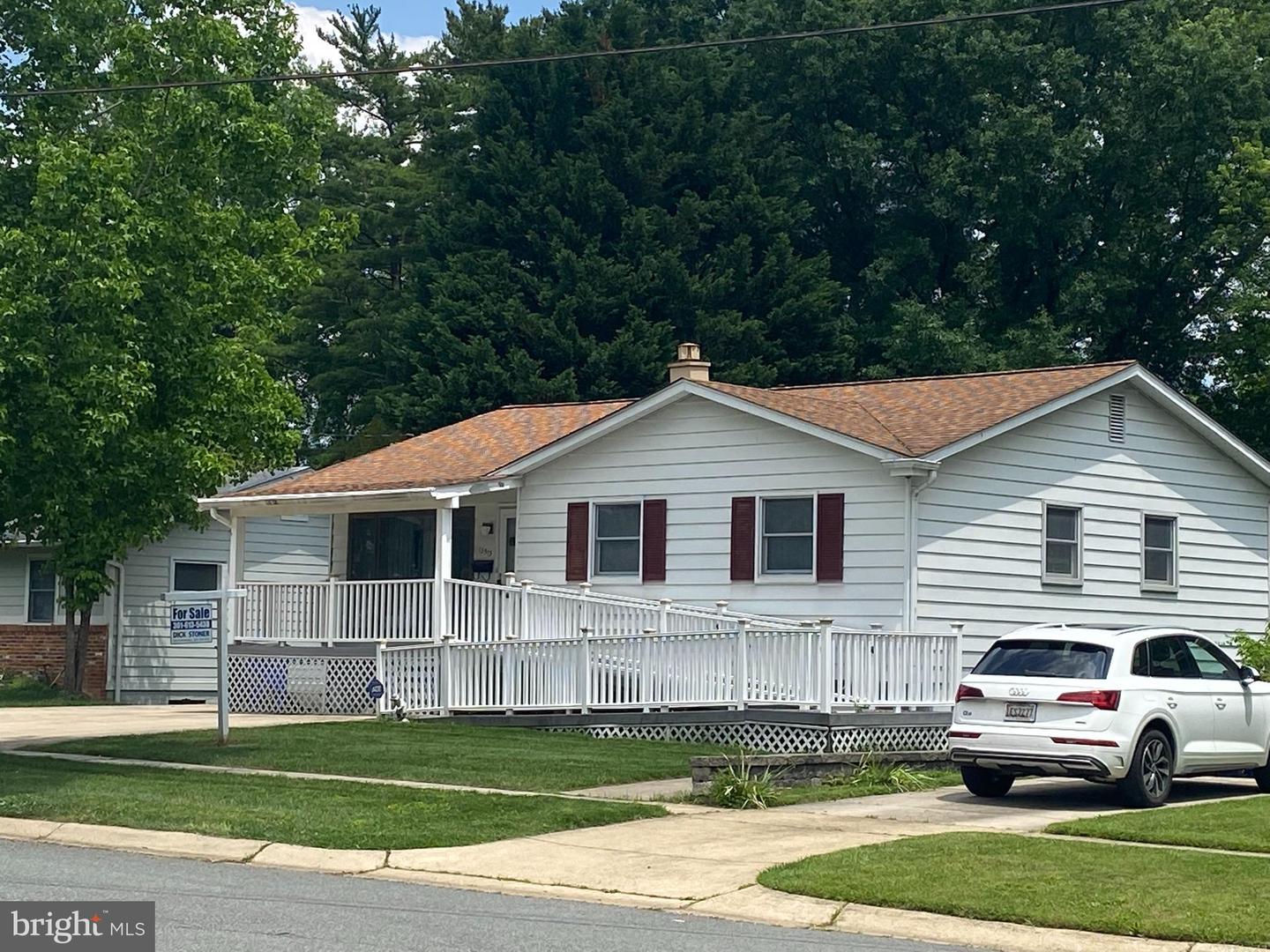 13513 Turkey Branch Parkway #r, Rockville