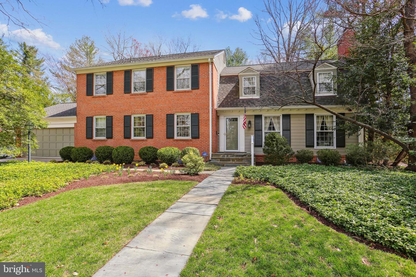 8105 Coach Street, Potomac